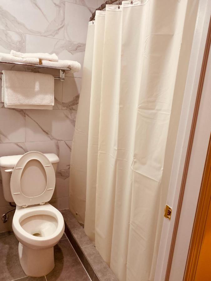 Surface Inn Brooklyn Нью-Йорк Экстерьер фото