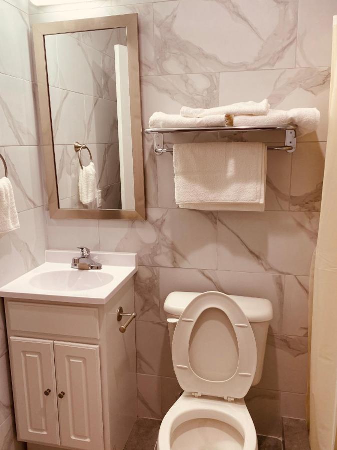 Surface Inn Brooklyn Нью-Йорк Экстерьер фото